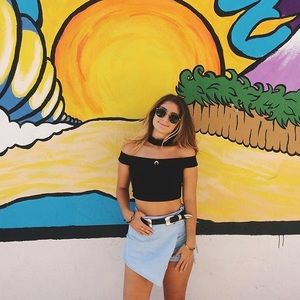 NWOT off the shoulder choker top
